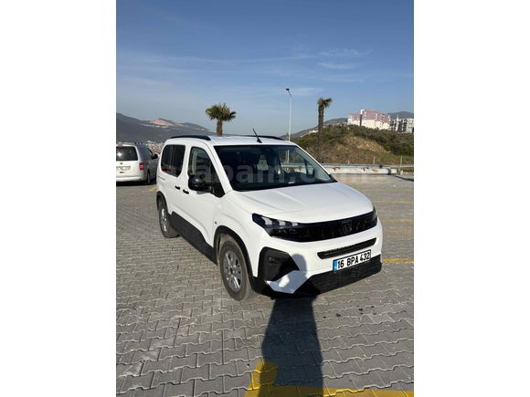Sahibinden Peugeot Rifter 1.5 BlueHDI Allure 2025 Model 