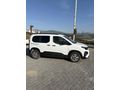 Sahibinden Peugeot Rifter 1.5 BlueHDI Allure 2025 Model 
