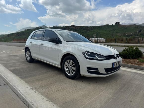 Memurdan temiz WW GOLF 1.6 TDİ MİDLINE PLUS 7.5 FAR
STOP