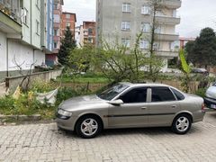 Sahibinden Opel Vectra 2.0 CD 1998 Model 
Dosta Gider Tamiz Araç