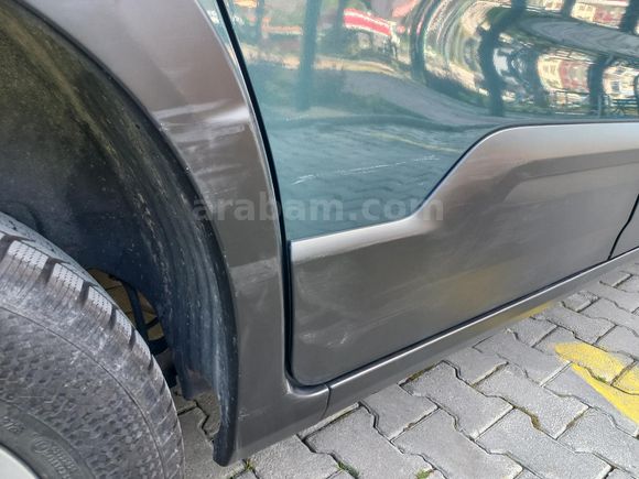 Memurdan Boyasız-Değişensiz 34 Bin KM - 2025 Rifter Yetkili Servis Bakımlı
