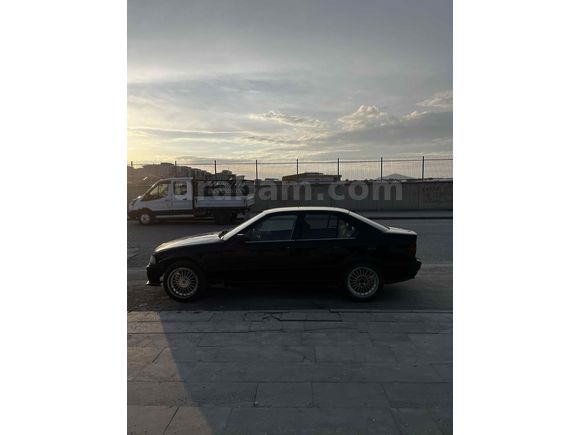 BMW E36 SAHİBİNDEN