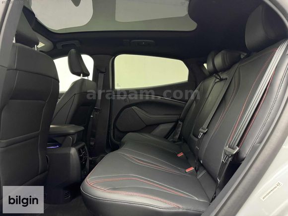 12.000Km...2025 ÇIKIŞLI...GARANTİLİ...4 ÇEKER...BANG&OLUFSEN