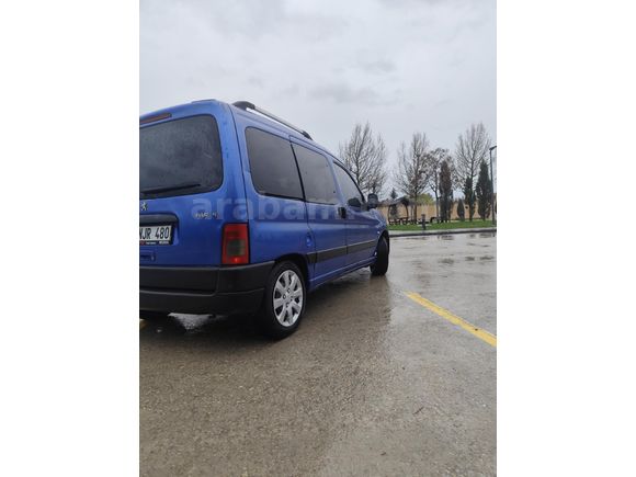 Sahibinden Peugeot Partner 2.0 HDI 2003 Model