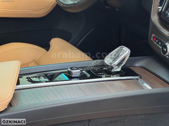 ÖZKINACI'DAN 2022 VOLVO XC60 B4 PLUS BRIGHT 68.000KM BOYASIZ