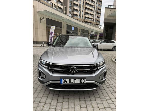 Sahibinden Volkswagen T-Roc 1.5 TSI Style 2025 Model 