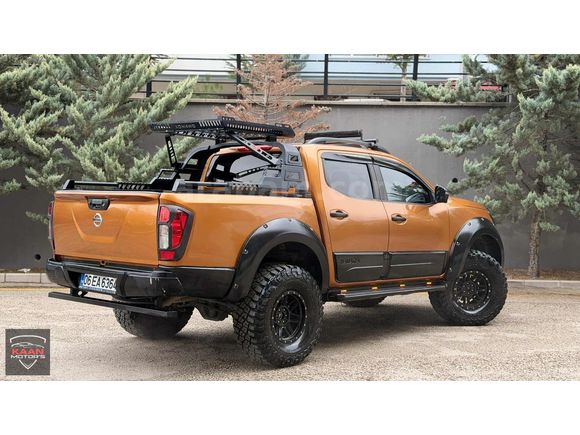 Hatasız boyasız 2016 Navara ful aksesuarlı