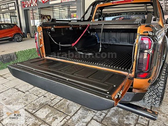 İMZA PLAZA'DAN 2017 NİSSAN NAVARA PRO4X FACELİFT HATASIZ