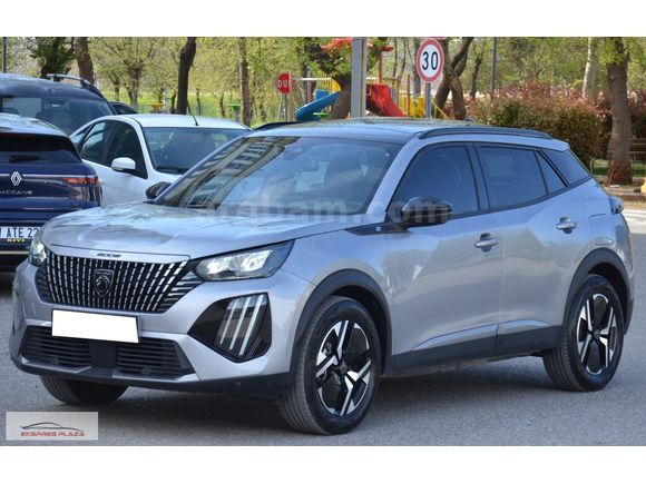 EKSPRES PLAZA'DAN 2024 PEUGEOT e-2008 ALLURE CAM TAVAN