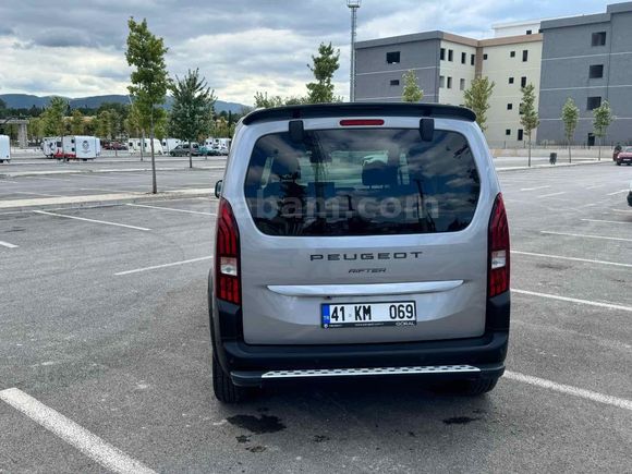 Sahibinden Peugeot Rifter 1.5 BlueHDI GT 2024 Model 