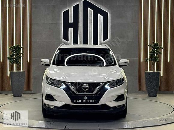 HZR MOTORS 2018 NISSAN QASHQAİ 1.6 DCİ TEKNA OTOMATİK Km:105.000