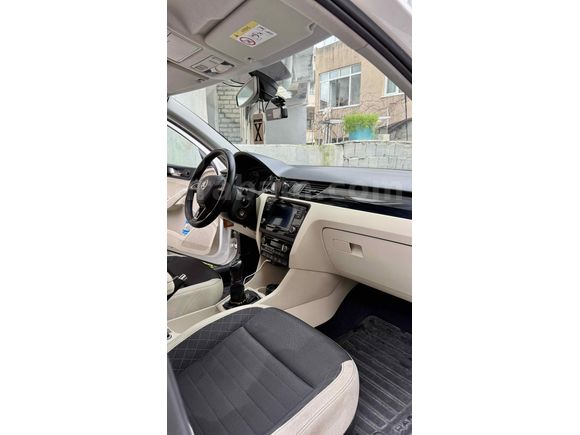 Sahibinden Skoda Rapid 1.0 TSI GreenTec Style 2017 Model 