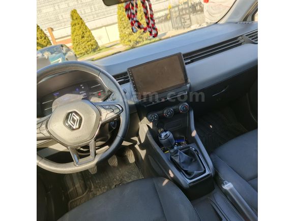 Sahibinden Renault Clio 1.0 TCe Equilibre 2024 Model