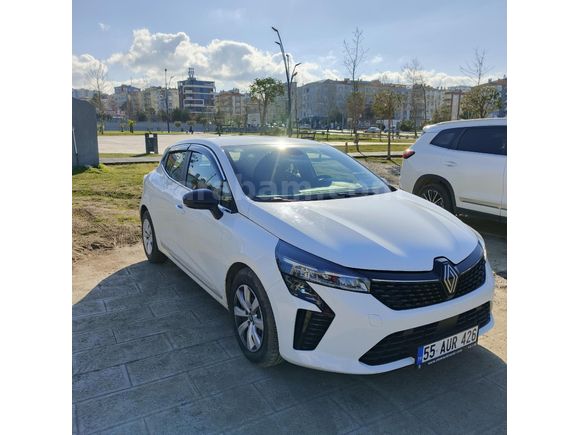 Sahibinden Renault Clio 1.0 TCe Equilibre 2024 Model