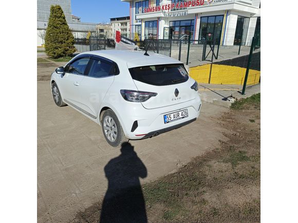 Sahibinden Renault Clio 1.0 TCe Equilibre 2024 Model