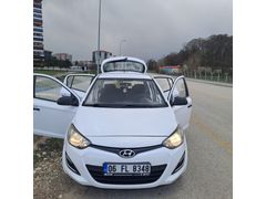 Sahibinden Hyundai i20 1.4 CRDi Jump 2014 Model 