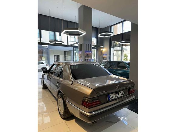Sahibinden Mercedes - Benz E 300 TD 1989 Model 