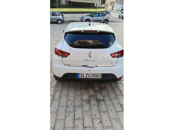 Renault Clio 1.5 dCi Joy 2013 Model