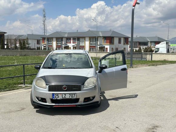 Sahibinden Fiat Linea 1.3 Multijet Active 2009 Model  22500km Gri