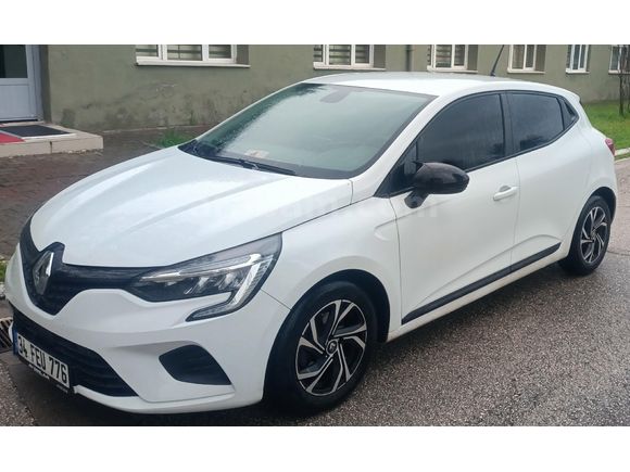 Sahibinden Renault Clio 1.0 TCe Joy 2022 Model