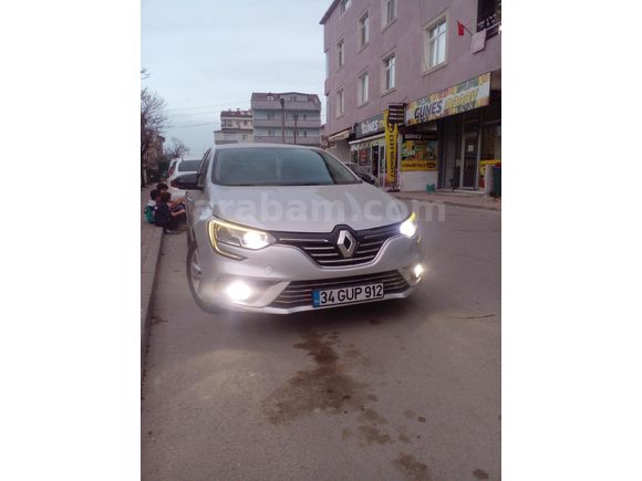 Sahibinden Renault Megane 1.5 dCi Touch 2019 Model  132.000 km Gri