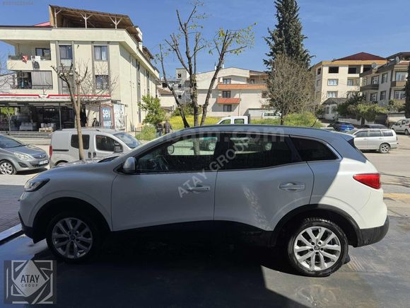 RENAULT KADJAR DİZEL OTOMATİK CAM TAVANLI