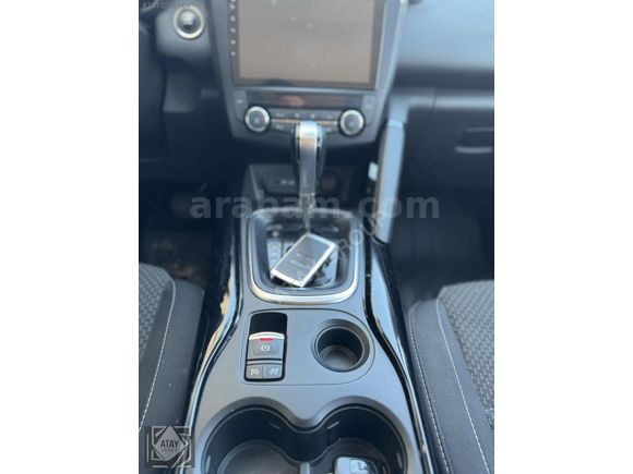 RENAULT KADJAR DİZEL OTOMATİK CAM TAVANLI