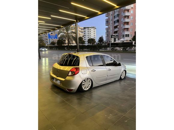 Sahibinden Renault Clio 1.2 Expression 2010 Model 