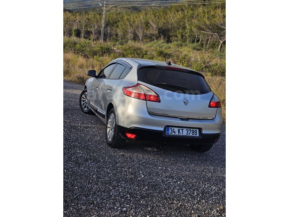 Sahibinden Renault Megane 1.5 dCi Touch 2013 Model