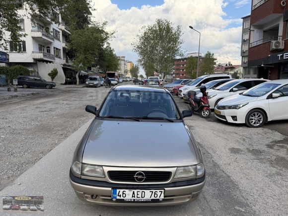 -- TEKİŞ'DEN BAKIMLI KLİMALI ASTRA --