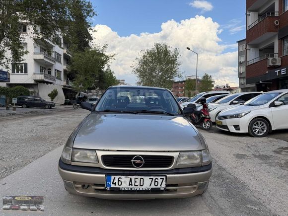 -- TEKİŞ'DEN BAKIMLI KLİMALI ASTRA --