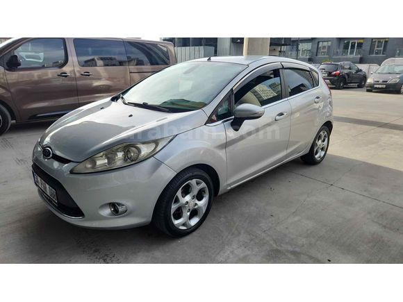 Sahibinden Ford Fiesta 1.4 TDCi Titanium 2010 Model 