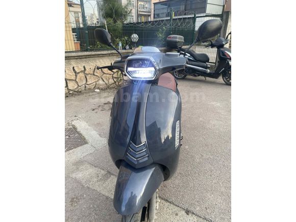 Akü ve bakımları 7 haftalık  kask hediyeli  