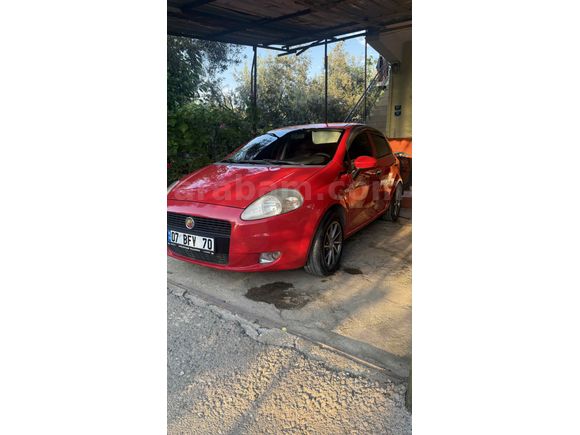 Sahibinden Fiat Punto Grande 1.3 Multijet Active 2008 Model  262.000 km Kırmızı