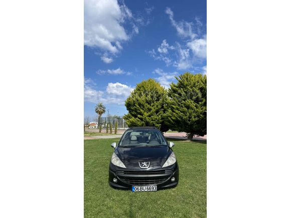 Sahibinden Peugeot 207 1.6 HDi Feline 2009 Model  335.000 km Siyah