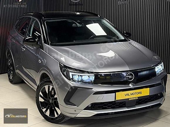 VRL MOTORS' 2022 OPEL GRANLAND-OTOMATİK *95.000 KM*K.KART TAKSİT