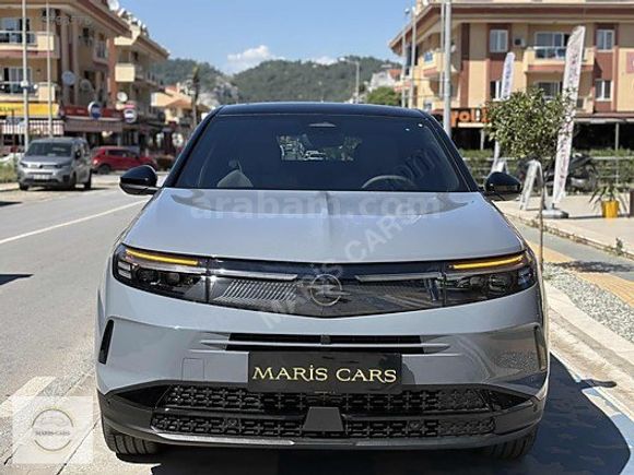 MARİS CARS DAN SIFIR AYARINDA OPEL GRANDLAND HYBRID GS+TEKNOLOJİ