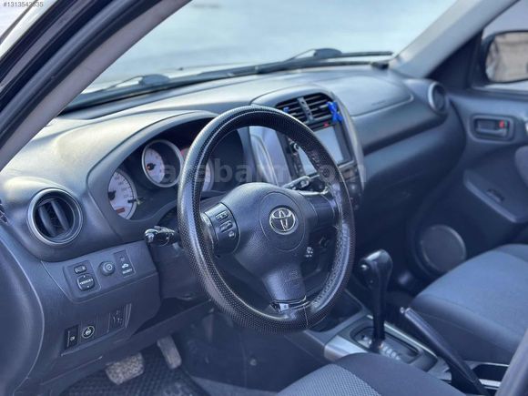 HATASIZ BOYASIZ RAV4 OTAMATİK 4X4