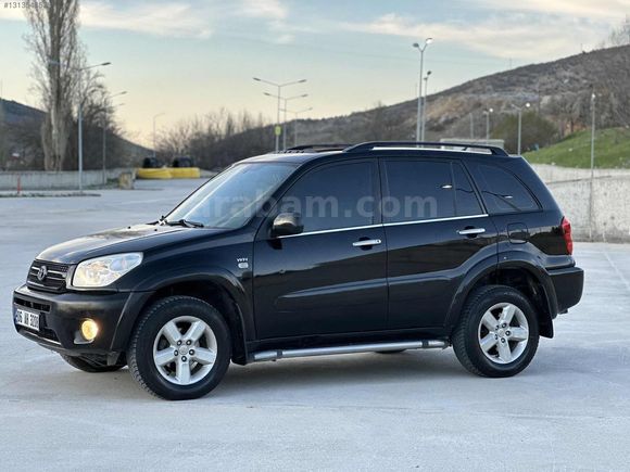 HATASIZ BOYASIZ RAV4 OTAMATİK 4X4