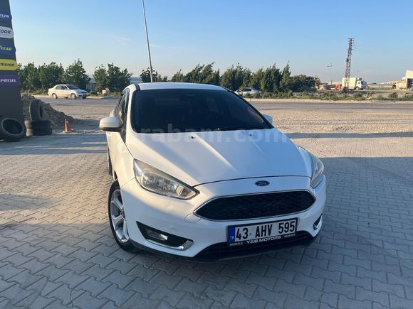 Sahibinden Ford Focus 1.6 TDCi Trend X 2015   Düşük Km