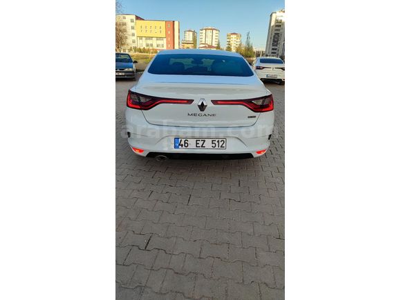 Sahibinden Renault Megane 1.5 dCi Icon 2017 Model  190.000 km Beyaz