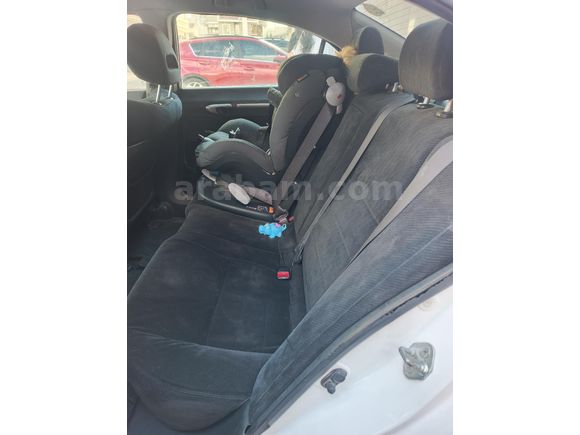 Sahibinden Honda Civic 1.6i VTEC Premium 2011 Model
