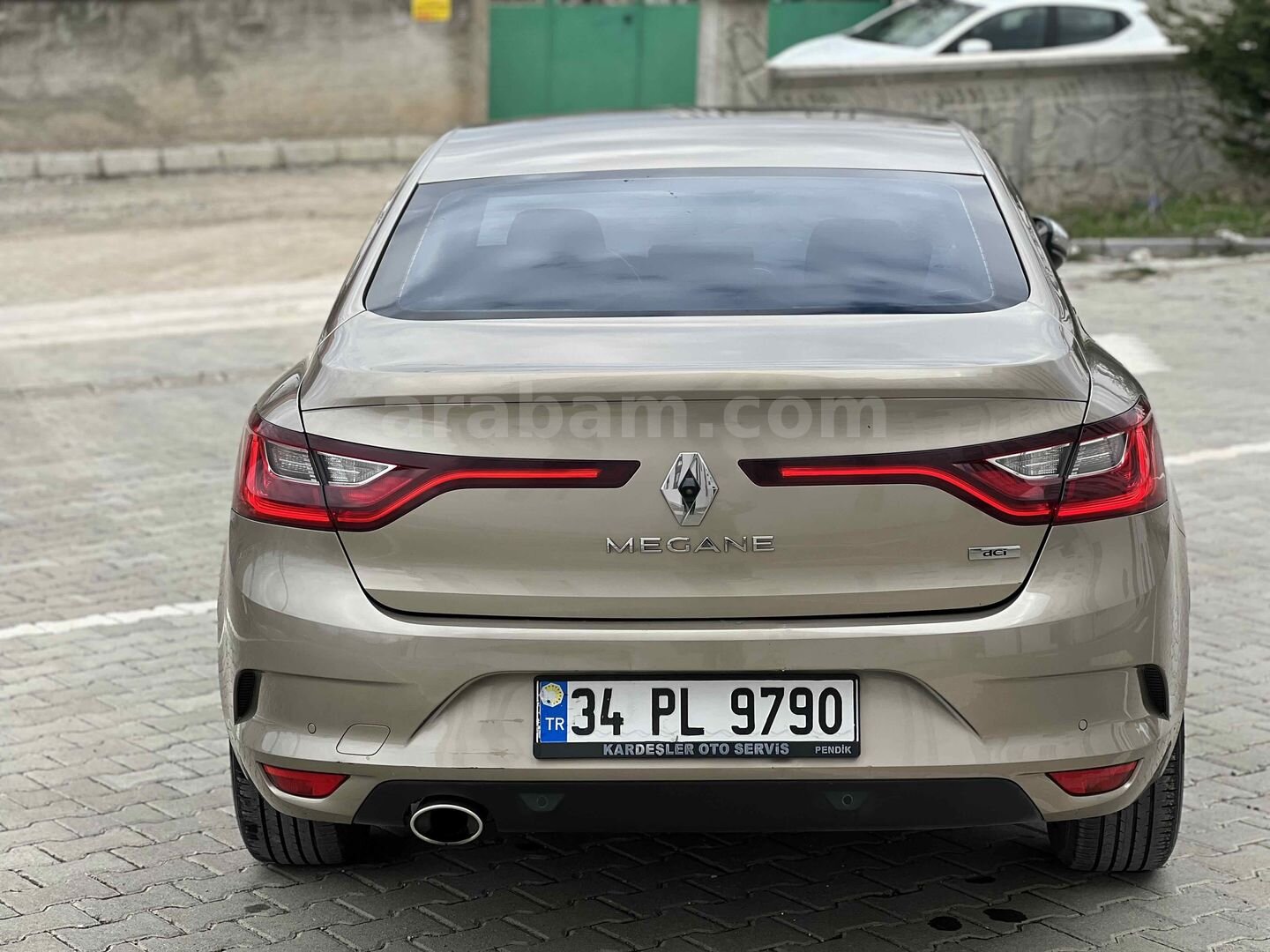 Galeriden Renault Megane 1.5 dCi Icon 2016 Model Yozgat 83.850 km Kahverengi 4