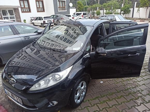 Sahibinden Ford Fiesta 1.4 Titanium X 2011 Model