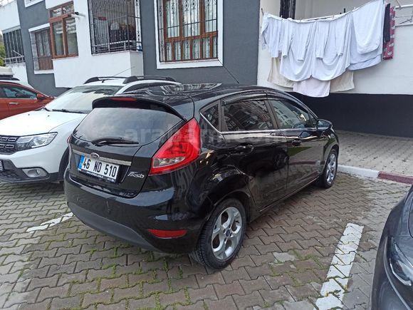Sahibinden Ford Fiesta 1.4 Titanium X 2011 Model