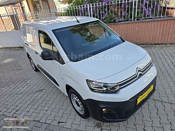 DEMİREL'DEN HATASIZ BOYASIZ 2022 CITROEN BERLINGO PANELVAN