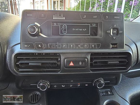 DEMİREL'DEN HATASIZ BOYASIZ 2022 CITROEN BERLINGO PANELVAN