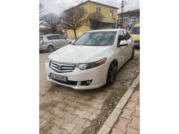 Sahibinden Honda Accord 2.0 Executive 2011 Model hack back takaslı 