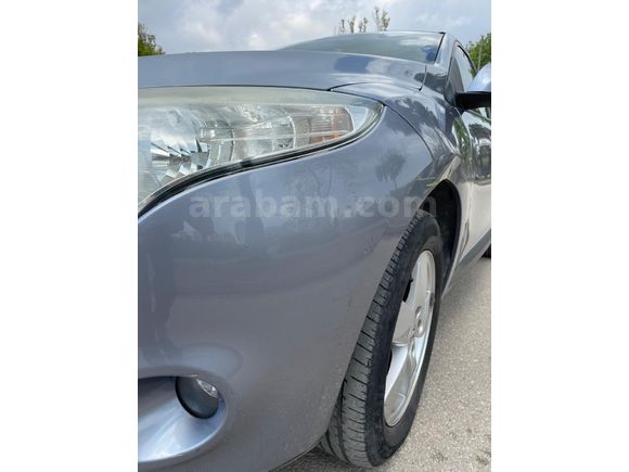 Sahibinden Renault Megane 1.6 Expression 2011 Model  187.000 km Gri (metalik)