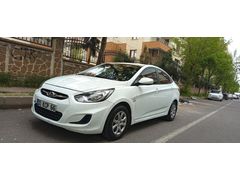 Sahibinden Hyundai Accent Blue 1.6 CRDI Biz 2012 Model  262.000 km Beyaz